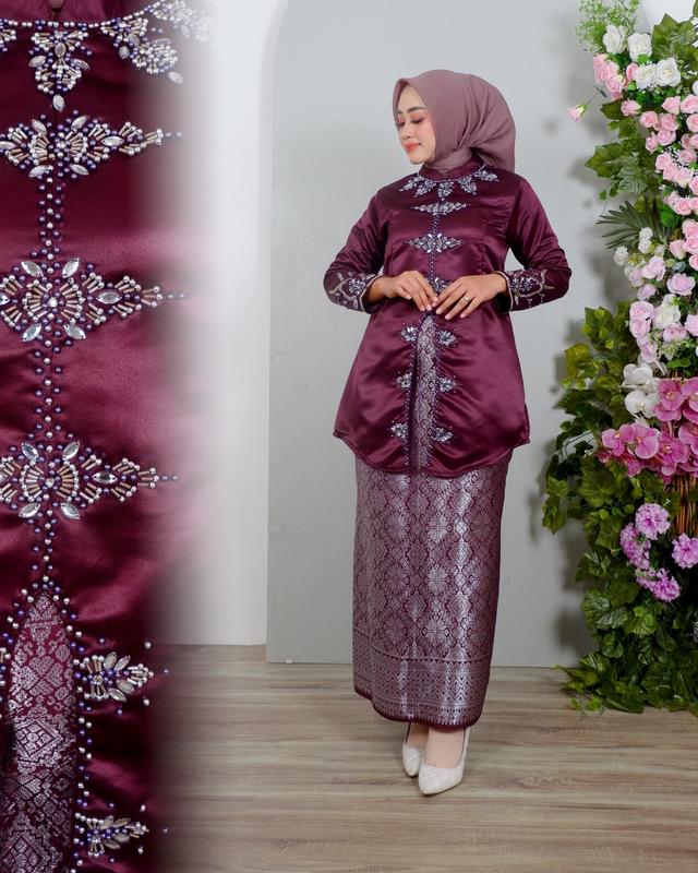 KEBAYA TUNIK CATALEYA LAMARAN WISUDA KEKINIAN - KEBAYA SATIN PAYET dinda 1