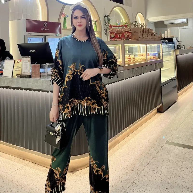 Setelan Celana Panjang Wanita Dewasa Kain Rayon Lembut Lengan Serut Printing Pekalongan Motif Mahkota Garis Warna 4