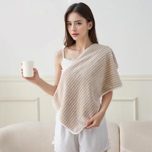 ผ้าขนหนูขนแกะปะการัง 1 ชิ้น ดูดซับ ผ้าเช็ดหน้าไร้ผม เหมาะสำหรับเป็นของขวัญสำหรับคู่รัก พาเลทสีอินเทรนด์ แห้งทันที นุ่ม ซักได้