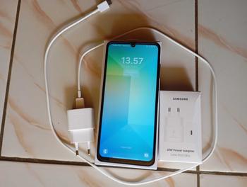 Product Review of Samsung Galaxy A06 6/128GB - | Baterai 6.000 mAh | 25W Fast Charging from D**y 0