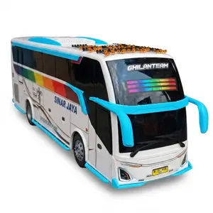 Corong Miniatur Bus RKC 42,36,32,30,24,18,12,6 skala 1:50 dengan Desain Detail dan Fitur Lengkap