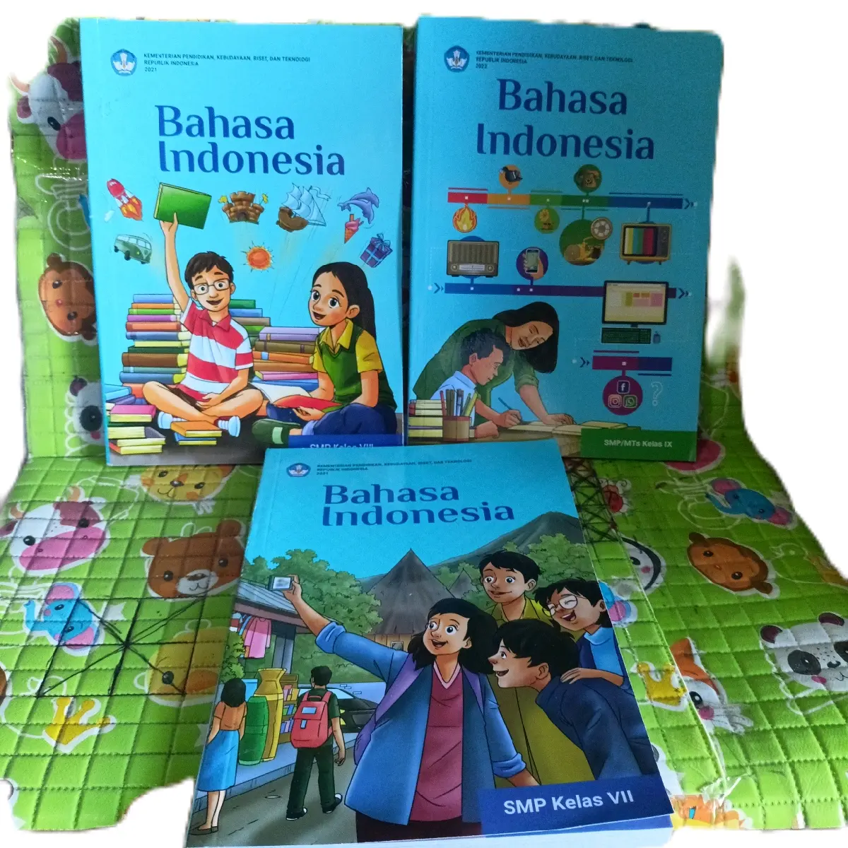 buku pelajaran bahasa Indonesia smp kelas 7 8 9 kurikulum merdeka edisi revisi 2023 Siswa