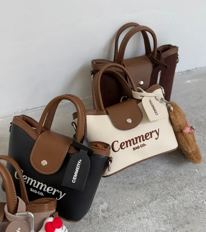 Túi Đeo Chéo CEMMERY Local Brand Chính Hãng Velvet Mini Bag Logo Thêu Nắp Nam Châm 4 Màu | BigBuy360 - bigbuy360.vn Túi Đeo Chéo CEMMERY Local Brand Chính Hãng Velvet Mini Bag Logo Thêu Nắp Nam Châm 4 Màu | BigBuy360 - bigbuy360.vn
