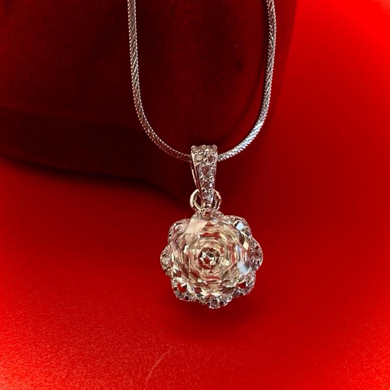 Mặt dây chuyền hoa xoàn Nam Phi 10ly 58 giác cắt hoa Hồng viền tấm 1ly bạc ý nguyên chất 925 đã xi kim