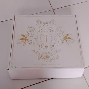 Hampers Cewek Anniversary Ulang Tahun Graduation Kartu Ucapan