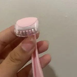 Alat Cukur Penghilang Bulu Halus Cukuran Ketiak 3 Lapis Women Shaver Bulu Kaki Tangan Aman