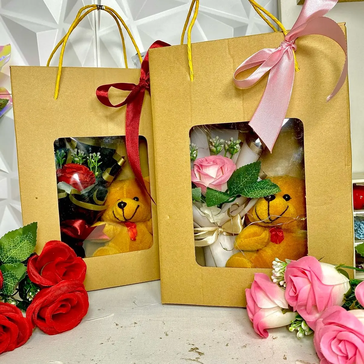 Gift box boneka+ buket bunga artificial Dolls Toys