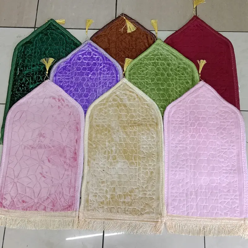 Sajadah kubah mini polos bahan embos 35/60 0