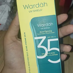 NEW! Wardah UV Shield Acne Calming Sunscreen  Serum SPF 35 PA++++ 35 ml