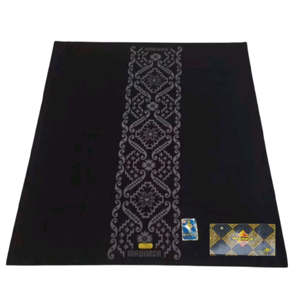 Wadimor Sarung Dewasa Motif Bali Hitam Garis Kain Katun Kotak Kualitas Super Ukuran 123 cm x 109 cm Nyaman Tidak Mudah Sobek Cocok untuk Hadiah Sumbangan Dan Pemberian