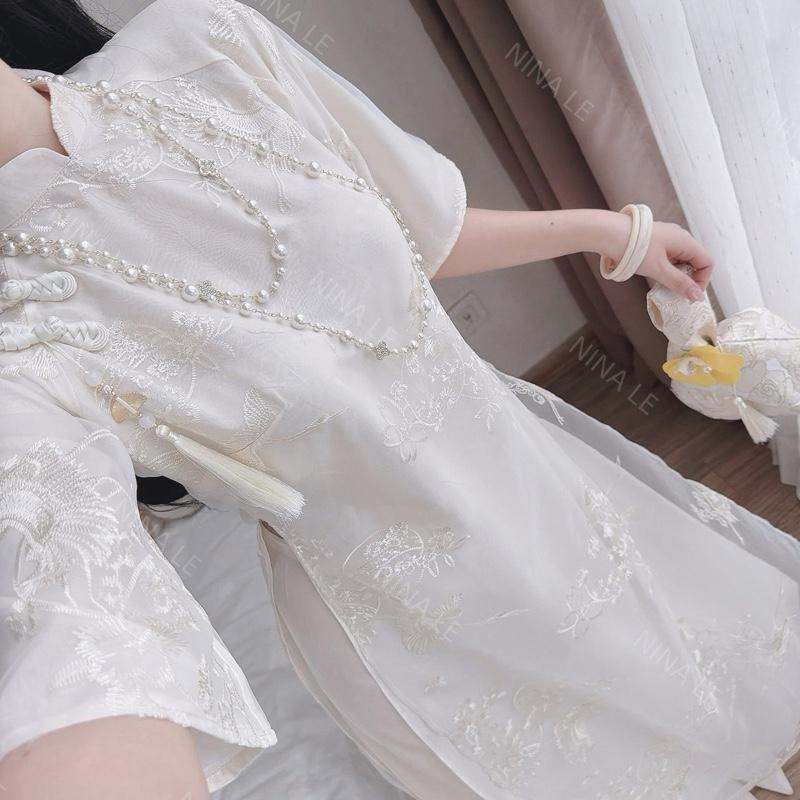 Áo Dài Cách Tân Hạc Vũ A130 Áo Dài Tơ Thêu 4 Tà Phối Nút Tàu Phối Dây Tua Rua Mặc Lễ Tết Lễ Chùa Ăn Cưới - Akara Closet | BigBuy360 - bigbuy360.vn