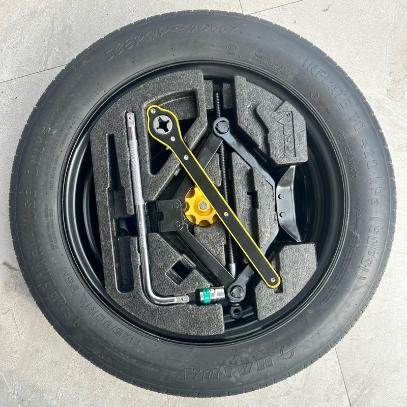 Mâm + Lốp dự phòng - lốp sơ cua cho xe điện Vinfast VF5