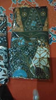 Product Review of PAKET HEMAT 3 Sarung 115 ribu bebas pilih motif Sarung Batik Pekalongan Sarung Gus iqdam Sarung Santri Sarung Remaja Sarung Dewasa Nyaman Muslim Katun from B**g I**y A**h 2