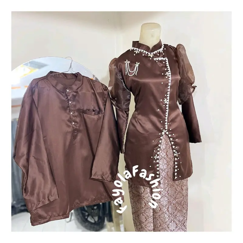 Couple Kurung Melayu Modern warna Mahogany mix Songket Palembang 2