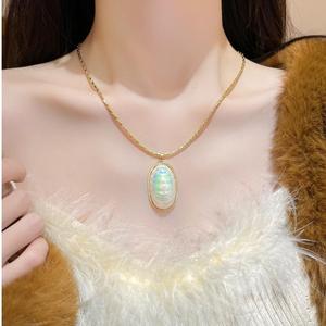 Kalung Penyata Bergaya Retro, Bersalut Emas, Rantai Cantik, dengan Pesona Vintaj, Barang Kemas Mewah Canggih dan Mampu Milik untuk Wanita, Aksesori Trendi Viral TK, Barang Kemas Mendengar, Tarikh: 2025 Jewelry Necklaces
