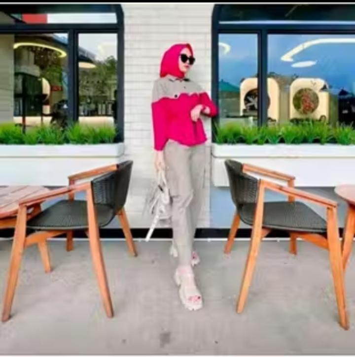 Product Introduction of Setelan Cargo Wanita Baju Set Kombinasi Terbaru Celana Panjang Nyaman Katun dengan Detail Renda dan Kerah Turtleneck 7