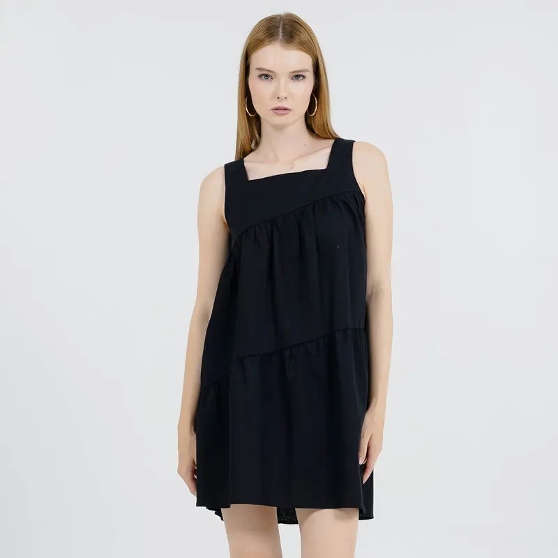 This Is April Mini Dress Simple Wanita Tanpa Lengan Luna Dress Khaki & Black 0