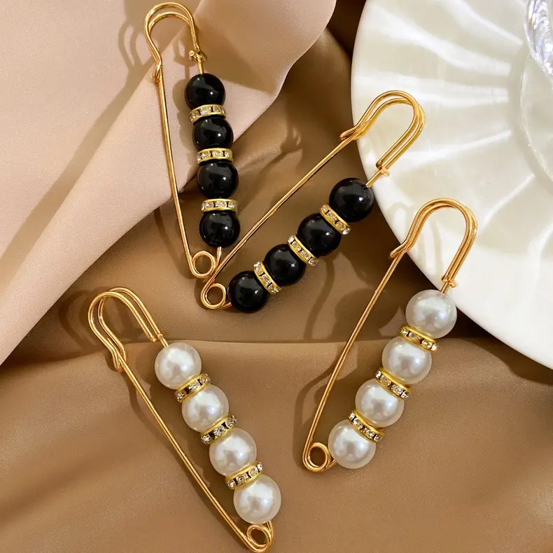 Tight waist pin accessories, fixed clothing, tight waist, small artifact, waist button, anti-glare high-grade brooch