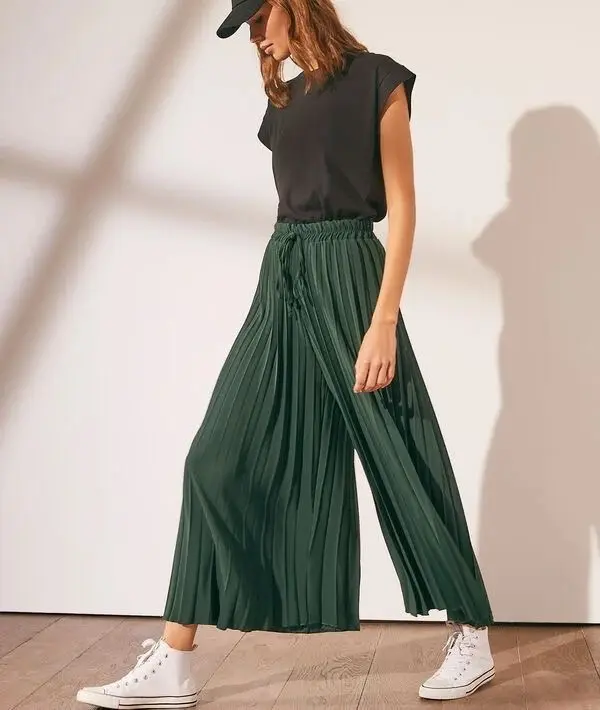 Celana Pensil Plisket BB / Kulot Pensil BB / Pleated Pencil Pants / Pleated Pants midi najwa Wanita Panjang Kancing Hitam Rayon Crinkle celanakulot rok span ombre 0