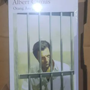 Albert Camus - Orang Asing - Penerbit Kakatua