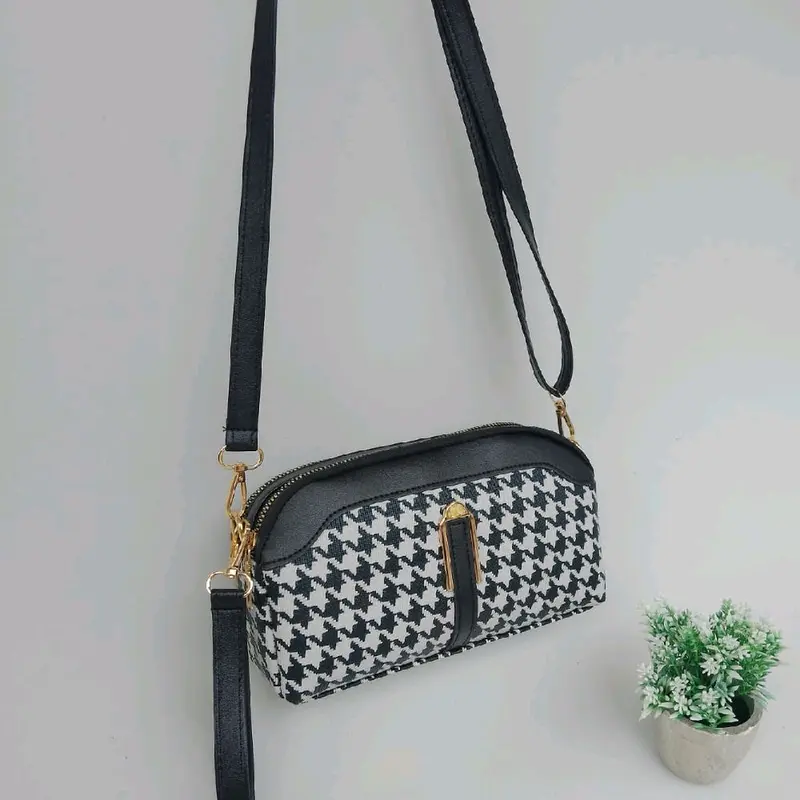 TAS SELEMPANG WANITA LUCHIA KOREAN STYLE TRENDY 2 RESLETING 0