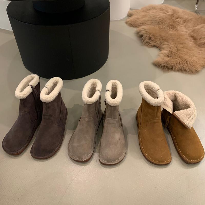 Product Introduction of Winter New Flat Snow Boots Women's New Trend Mid Calf Boots Plus Warm Fashion Cotton Shoes Fur Leisure Footware 13