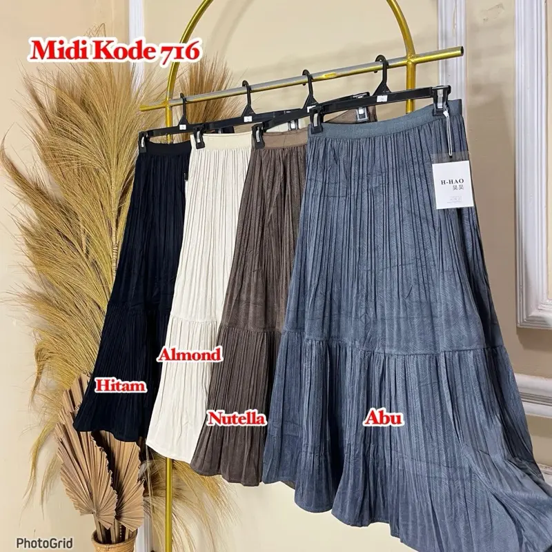 Rok corduroy plisket panjang dan rok midi bludru