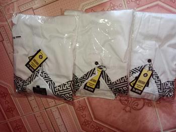 Product Review of Baju Koko El Rumi Araseo Lengan Panjang Kombinasi Batik Putih Kain Katun - Pria, Muslim from D**a A**a 0