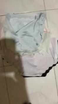 Product Review of CELANA DALAM WANITA PREMIUM QUALITY SEAMLESS ANTI NYEPLAK MOTIF LOVE CD-064 from t**n 0
