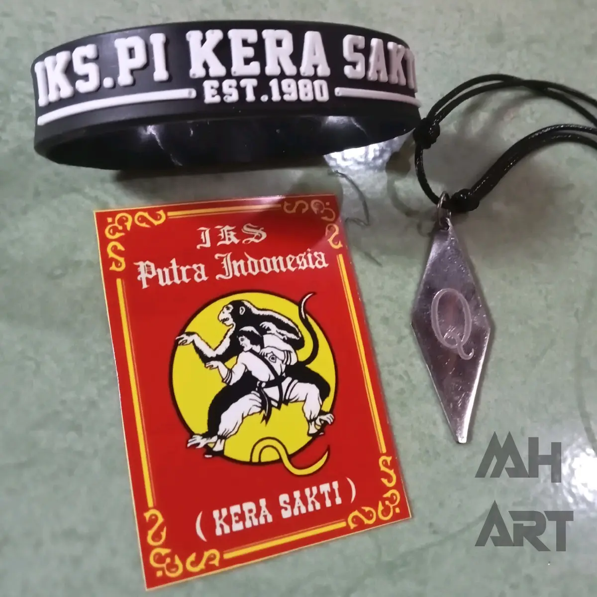 Paket murah Kalung, Gelang, Sticker IKS PI