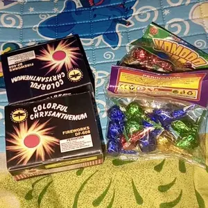 Mainan Anak Gangsing Lokal 1Pack isi 12Pcs / Mainan Anak Yoyo Toys