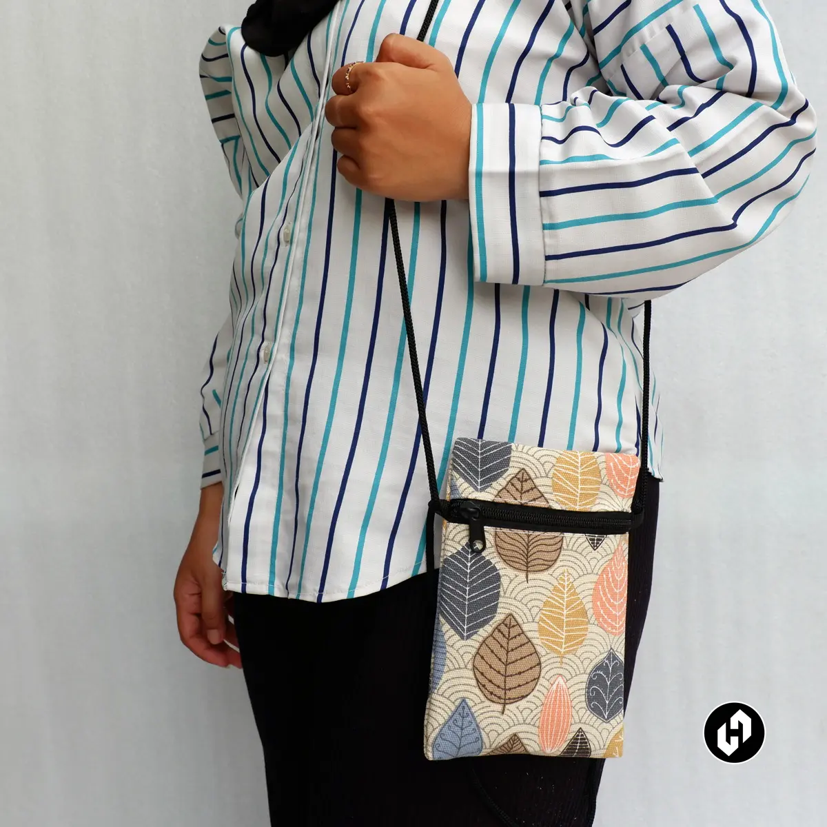 Sling Bag Tas Handphone HAS Jogja 20x14cm