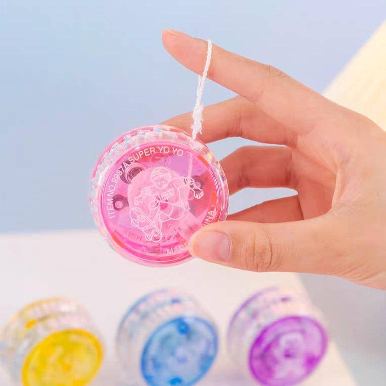 COD Mainan Bola YoYo Magic Bulat Bahan Plastik Ukuran 2.2x1.3" + Lampu Colorful untuk Anak hadiah toys 1