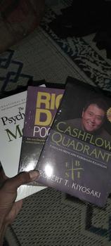 Product Review of PAKET ISI 3 BUKU MOTIVASI CASHFLOW QUADRANT + THE PSYCHOLOGY OF MONEY + RICH DAD POOR DAD Soft Cover from k**s 0