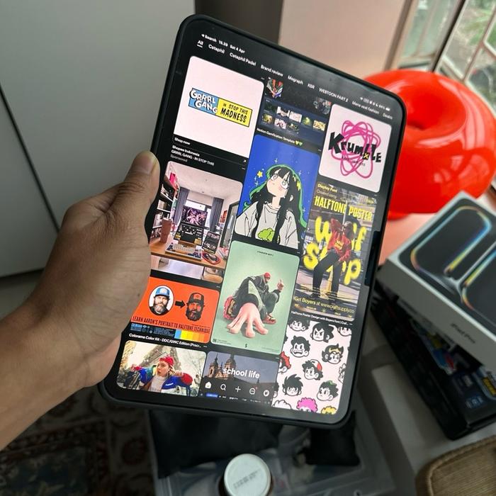 Jual Ipad Pro M4 + Magnetic Case ESR + Digital Pencil Pro ESR + Nano ...