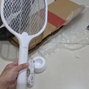 AOKI Raket nyamuk insect killer Dapat digantung 2 in 1 canggih efektif Baterai Listrik Ungu
