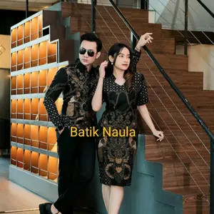 Batik Pasangan Motif Mila mia dewasa lapis dalam Couple Keluarga Panjang Wanita Baju