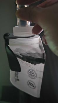 Product Review of RUNNING ADDICT Soft Flask 150 250 500 ml Softflask Silicone Lipat Air from I**a 0