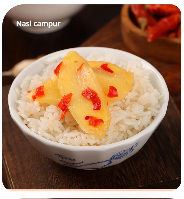 Acar sayuran dengan cabai cincang dan irisan jahe, jahe muda yang pedas dan lembut, baik untuk limpa dan lambung. Acar sayuran ini dapat disajikan dengan nasi, mi, atau sebagai lauk pendamping minuman.