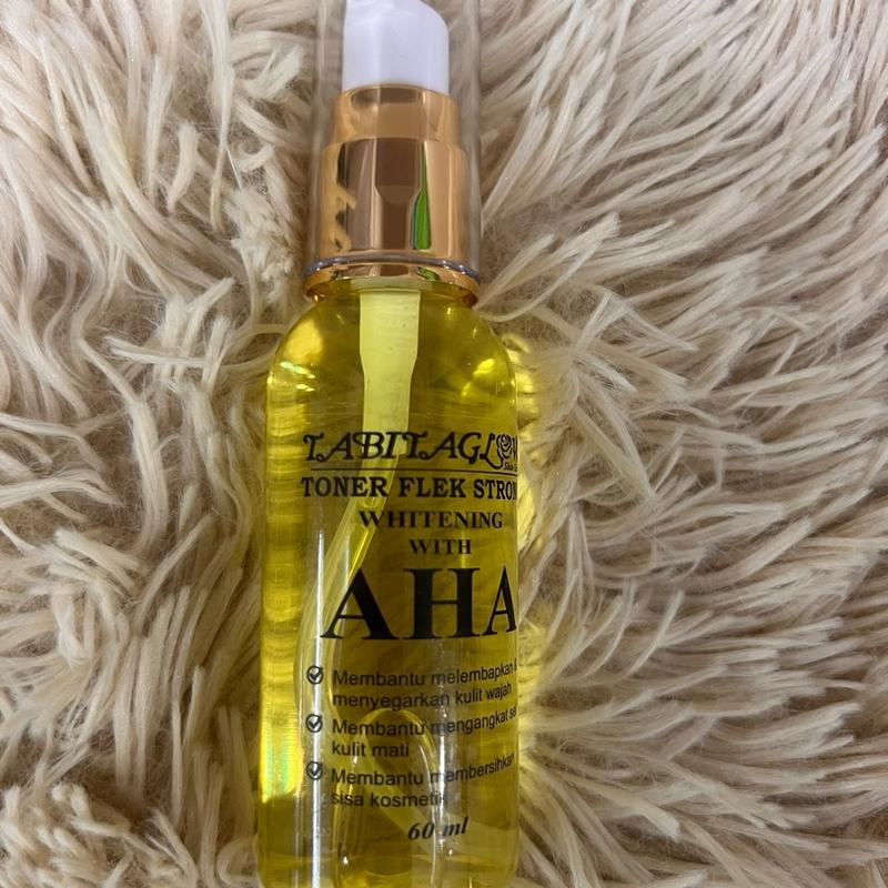 TONER FLEK STRONG WHITENING WITH AHA - TikTok Shop Malaysia