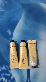 Product Review of PAKET 3 PCS Images Hand Cream horse Oil Krim Pelembab Tangan Kering from b**k 0