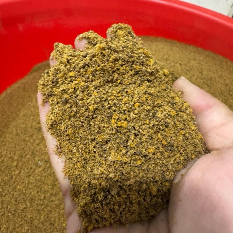 cám bài câu cá chép số 3 vị cám thơm ngọt có thể phối tinh mùi câu chép khó chép bể hồ dịch vụ và tự nhiên