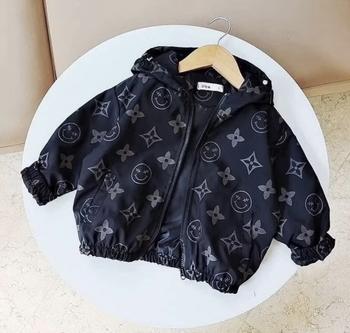 Product Review of Áo khoác gió mỏng nhẹ lót lưới  cho bé trai Jacket Top from N**g N** 🛍** 0