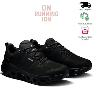 Sepatu Hiking Outdoor On CloudRock Low Waterproof All Black Full Black ( Bisa COD )