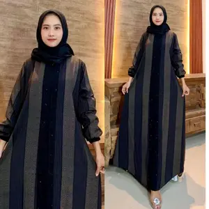 Drees Arabian Malika Hitam Jetblack motif kombinasi payet swaroski Gamis Wanita Syari Mewah gamis Hitam Etnik Belah Samping