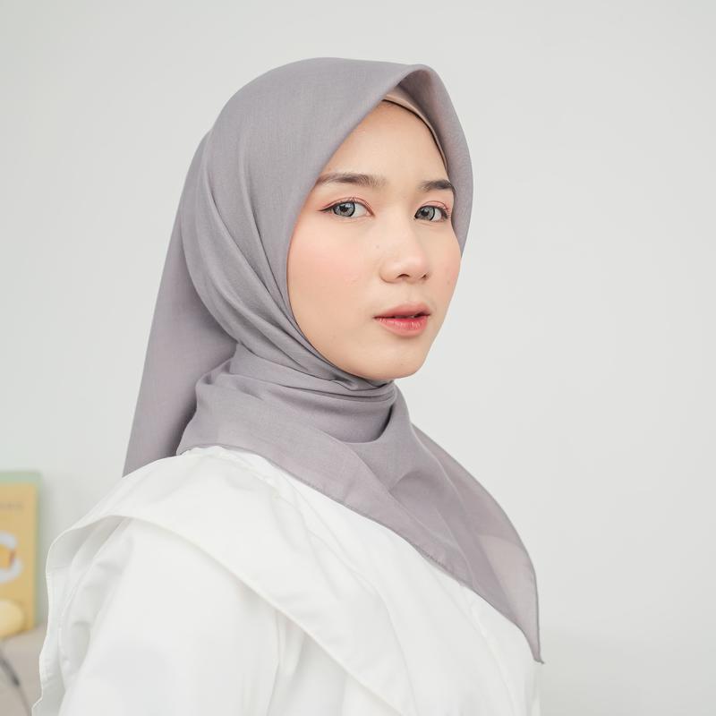 Hijab Segi Empat Zisha Persegi - Model Muslim - Square Kerudung 9