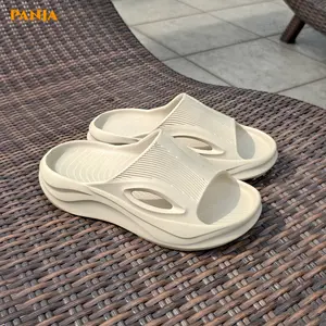 Sandal Recovery Pria Ringan Nyaman & Tidak Pegal Cocok Untuk Beraktivitas Seharian Sudah Anti Slip