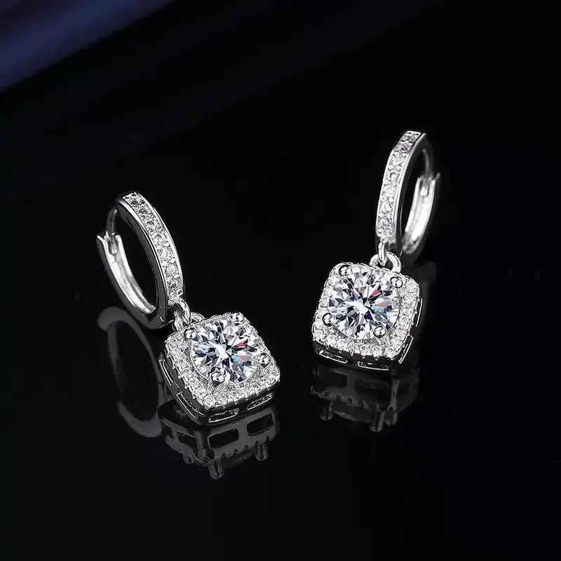 Anting perak imitasi moissanite satu karat untuk wanita, anting jepit zirkon, tas persegi putri populer, trendi 2