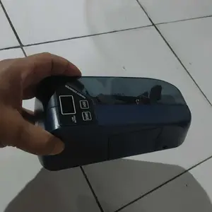 Deli Mesin Penghitung Uang Portable Mini / Money Counter Bill Counter Handy Portabel Layar LED Digital CT985