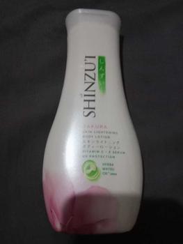 Product Review of Find It Store - Shinzui Skin Lightening Hand & Body Lotion 210ml | Lotion Tubuh | BPOM Original Memudarkan Pencerah Perawatan Scrub Mencerahkan Jamur Arbutin Memutihkan Niacinamide Wangi from r**o 1